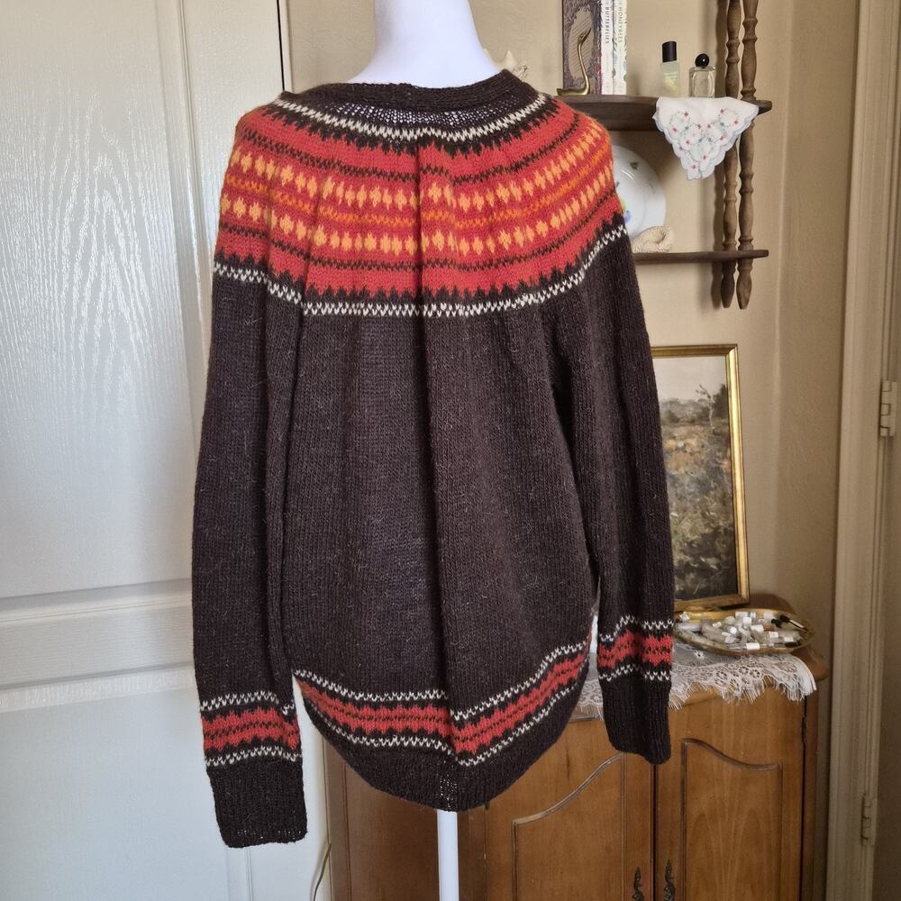 Hand Knit Wool Nordic Fair Isle Style Cardigan - Picture 2 of 8